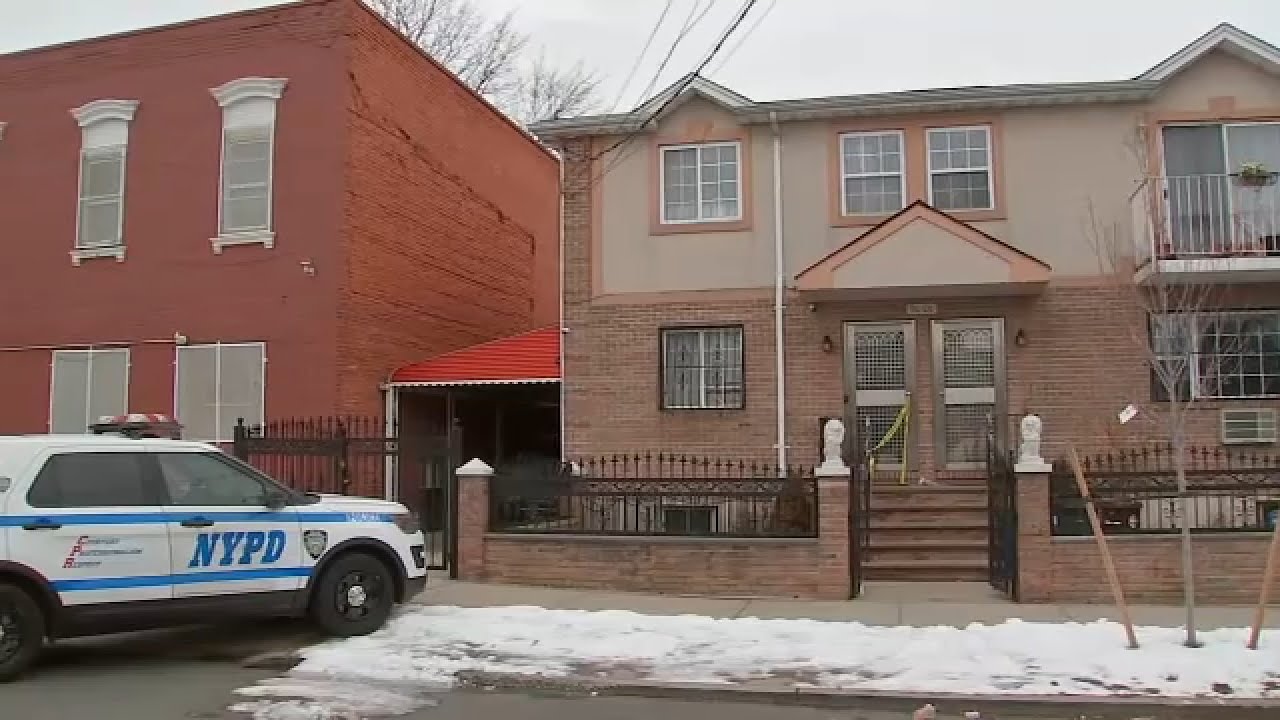 NYPD investigating after teen fatally shot inside Queens home - YouTube