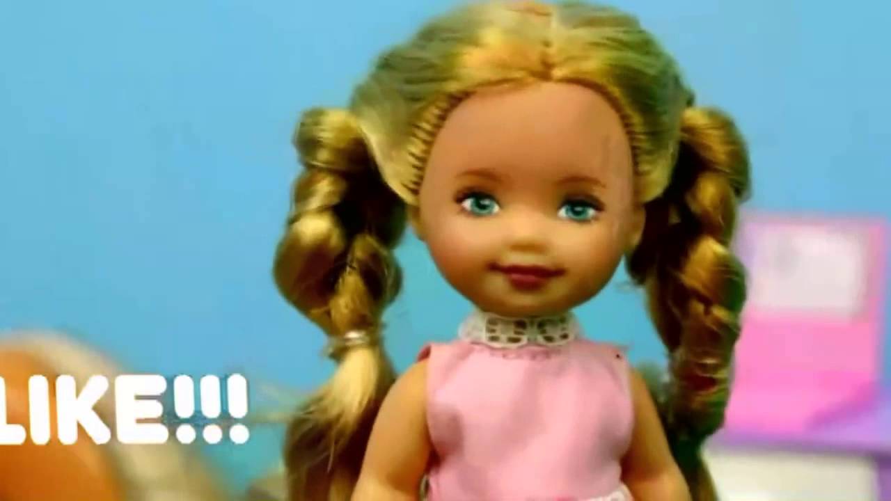 Barbie Frozen Play Doh Pizza Hut Restaurant with Frozen Anna Barbie and Spiderman Superheroes