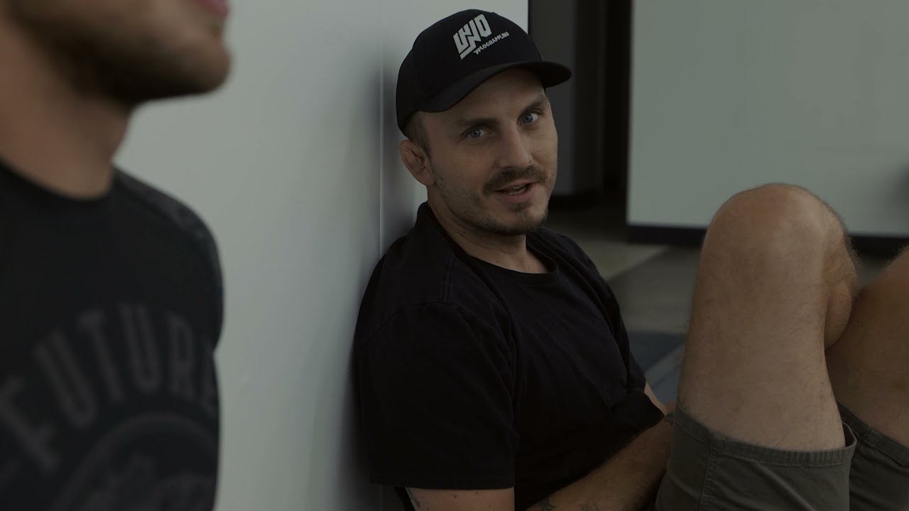 Hollywood Mike visits B-Team Jiu-Jitsu on CountFilms TV