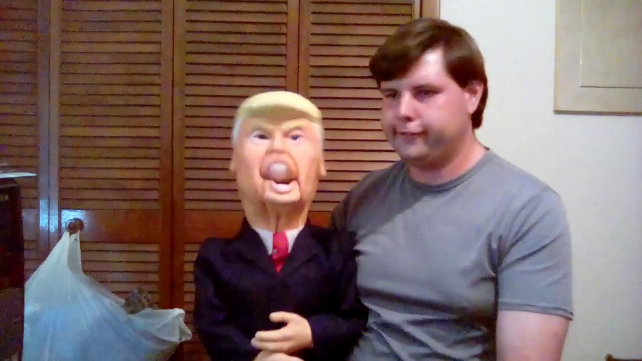 Trump staffer pays folder donald give stories pro happy him each Happy Presidents Day From Donald Trump - YouTube