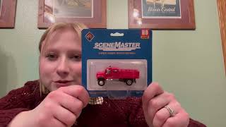 Unboxing a Walthers Trains HO SCALE Model Train Bronze Mystery Box