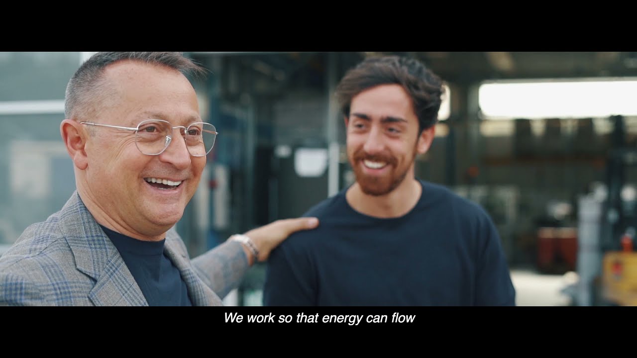 Contact Italia: Company Profile [EN Sub.]