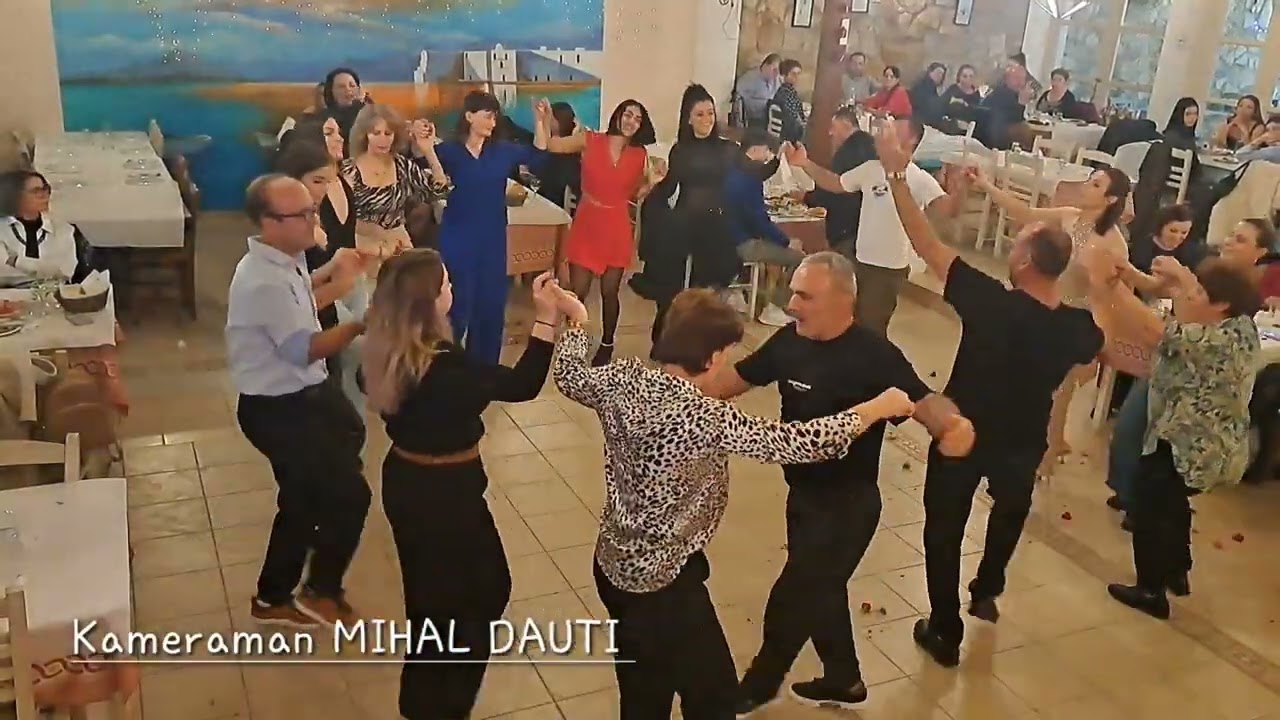 ERJETA MAZE KONCERT LAJV NË LUCA TAVERNA ANDREA. 