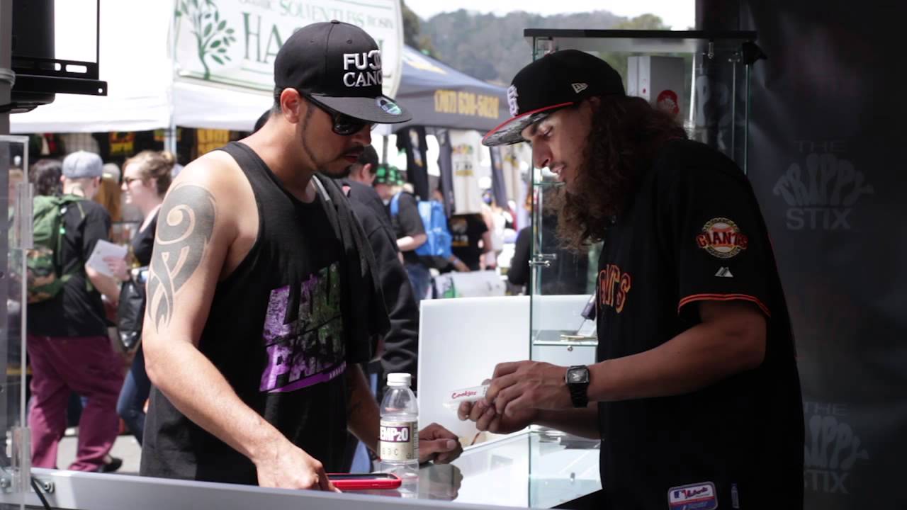 Trippy Stix Best Vaporizer @ High Times 2015 SF Cup