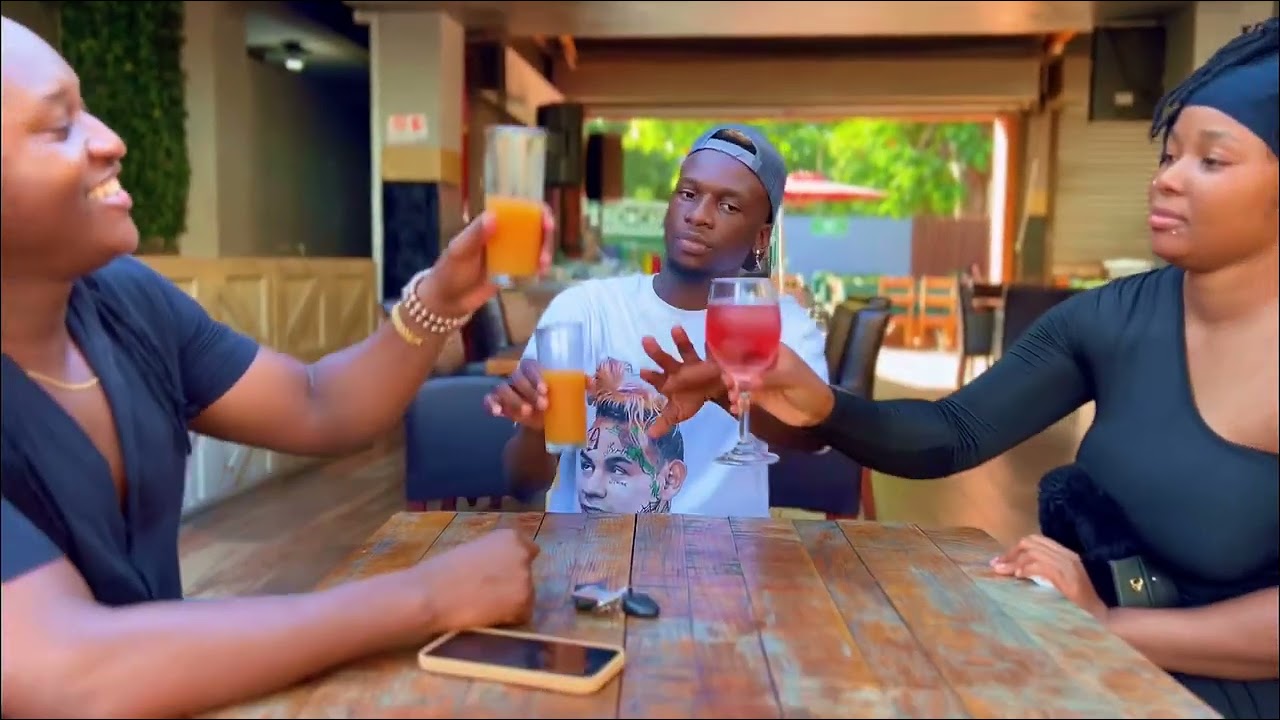 Quando tens um amigo que se apaixona muito rápido 😹