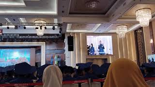 Menghadiri Acara Wisuda Anak Sulung Dari Universitas Muhammadiyah Sumatera Utara (UMSU) Di Medan