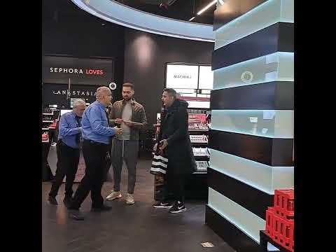 Se intampla la Sephora....Când vrei să miroși frumos, dar paznicii nu te lasă