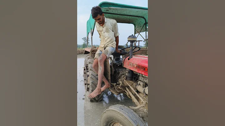 Tractor bach gaya Aaj 😅😂.. #comedy #funny #explore #tractor #kisan #farming #kisani #trending #fun..