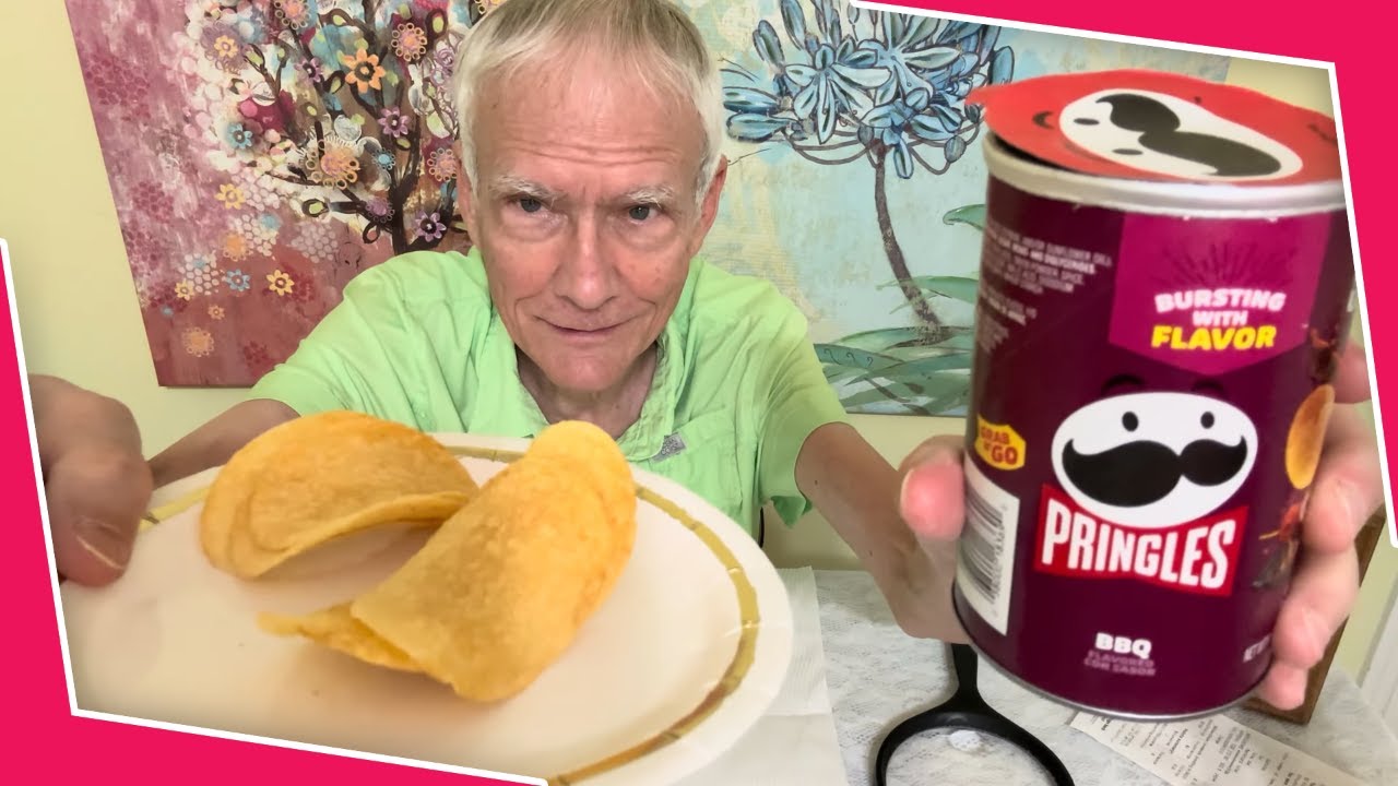 Pringles BBQ Flavored Potato Crisps!  (asmr)