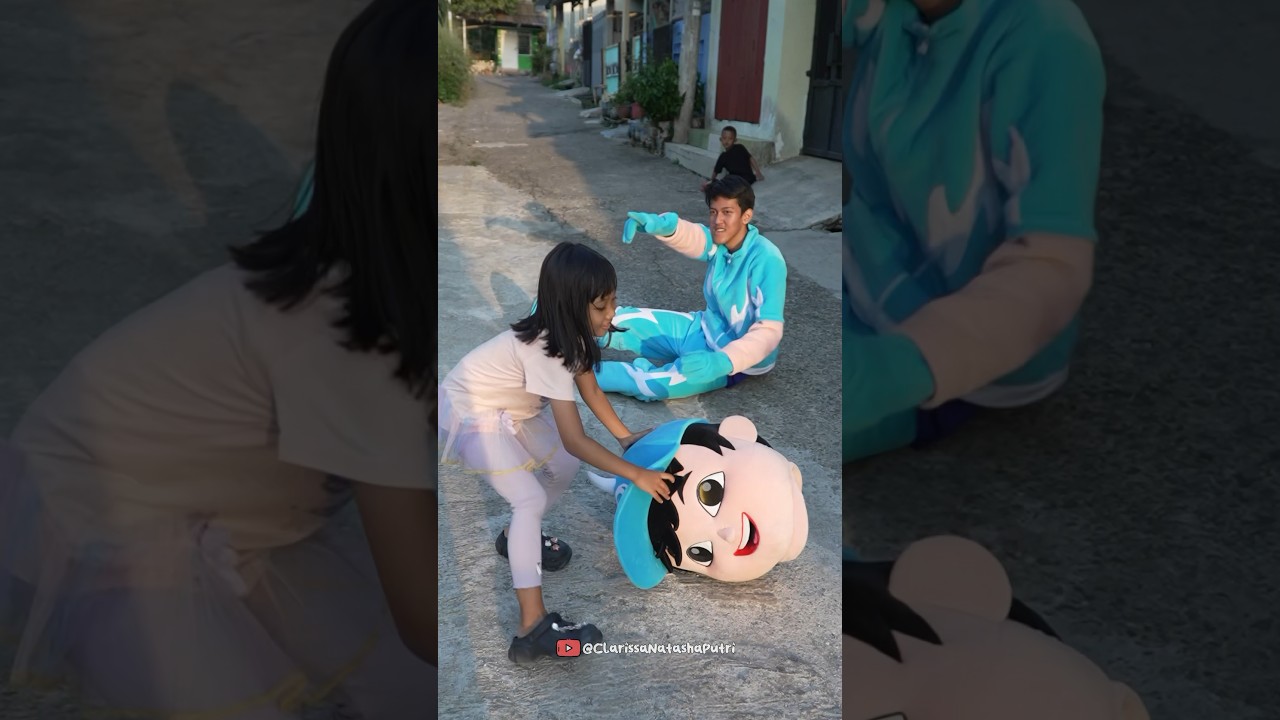 Badut Jatoh Kepalanya Diambil Bocil😂