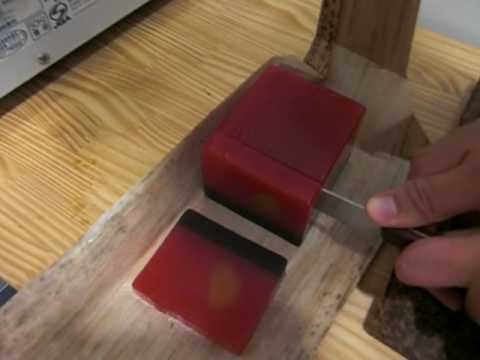 1万円の羊羹を切る - YouTube