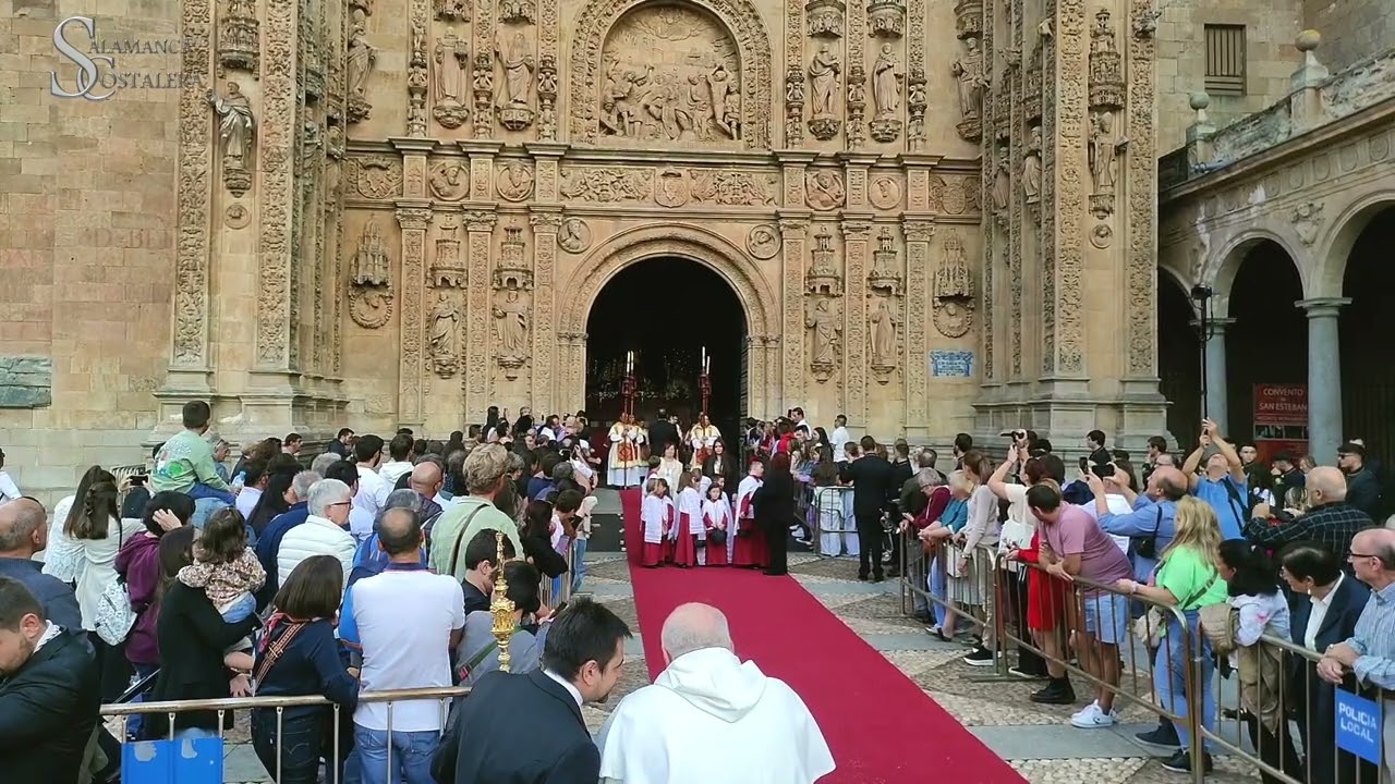 Procesión Virgen del Rosario salida de San Esteban 2023, Salamanca