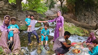 Download Lagu Romantic picnic with Saleh and Sadri on a pleasant day MP3 Download Lagu Romantic picnic with Saleh and Sadri on a pleasant day MP3