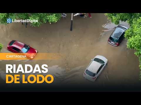 Caos total en Cartagena:  lluvias torrenciales y calles anegadas