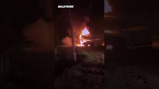 LORI TERBAKAR | Pemandu nyaris maut