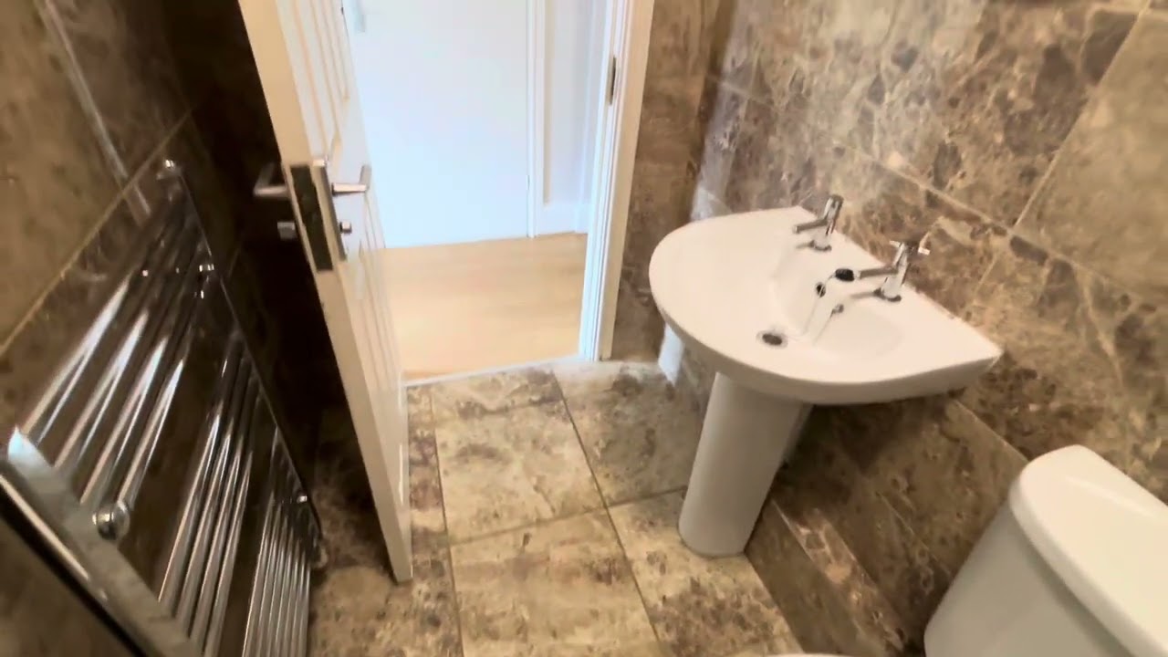 Lausanne Road, Withington (6bed)