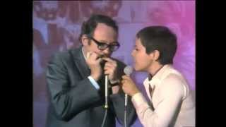 Video thumbnail of "Toots Thielemans & Elis Regina, 'Wave' (Tom Jobim)"