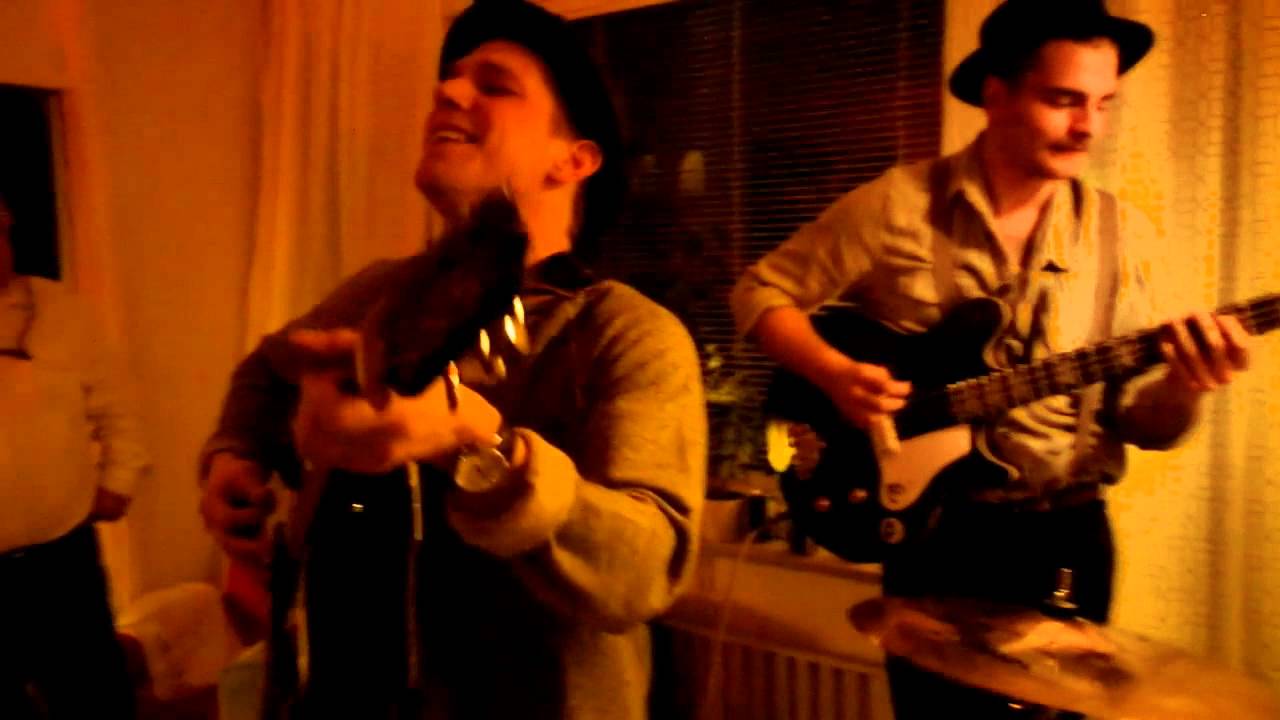 The Percivals Everybody Loves The Sunshine YouTube