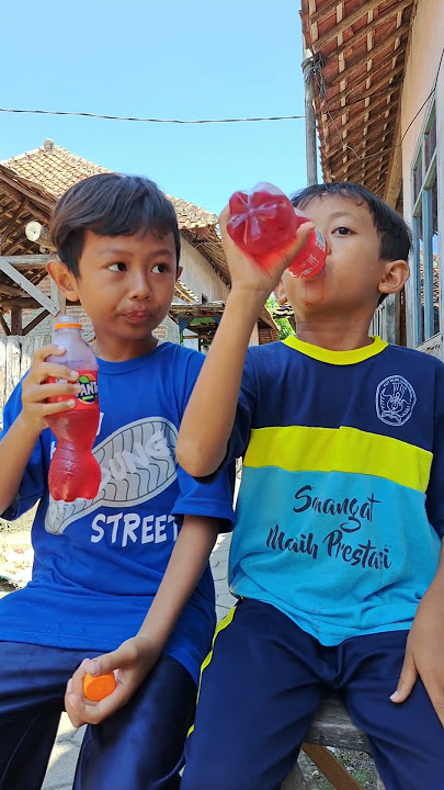 Challenge minum fanta satu botol dapat 50 ribu