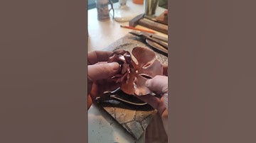 Craft in a minute: a step-by-step copper rose