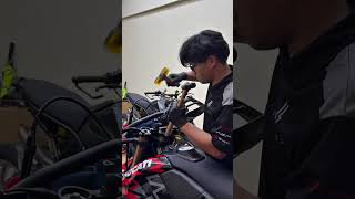 Ohlins SD Mono (Black) Spec #ducatisevice #Ohlins #Hypermotard698