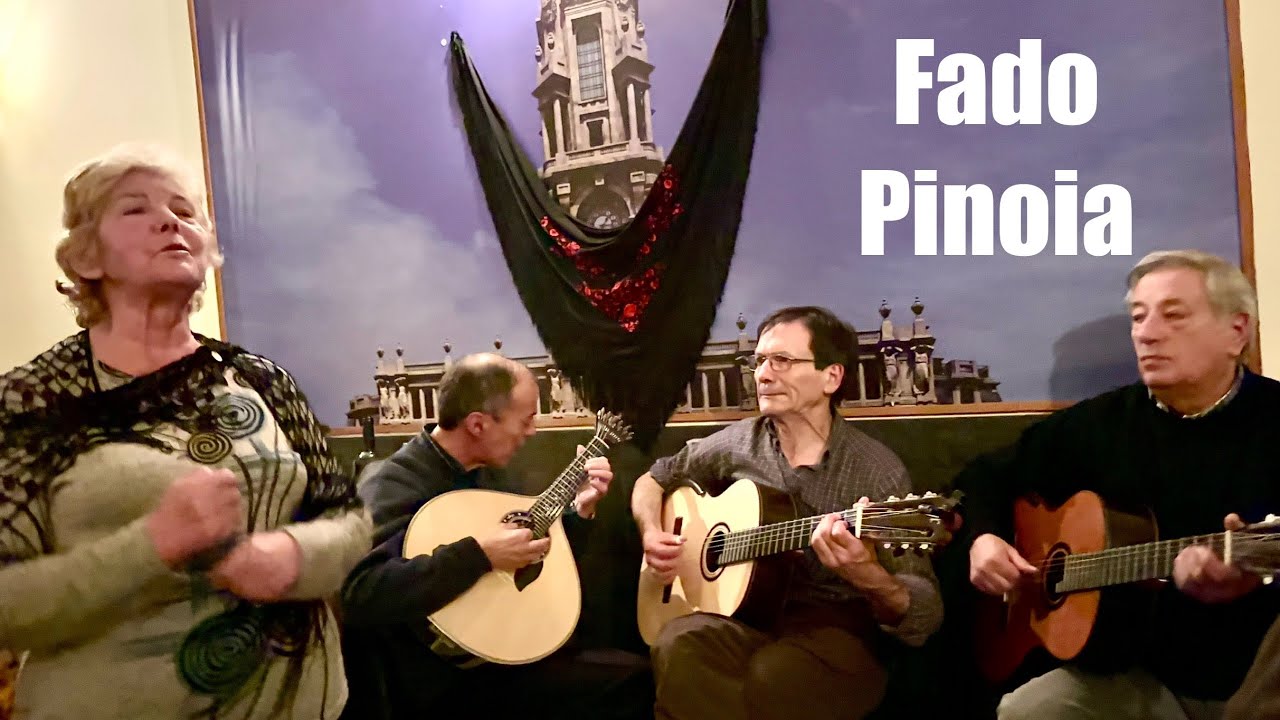 Fado Pinoia - Teresa Tarouca - fado autêntico por Luísa Marujo - YouTube