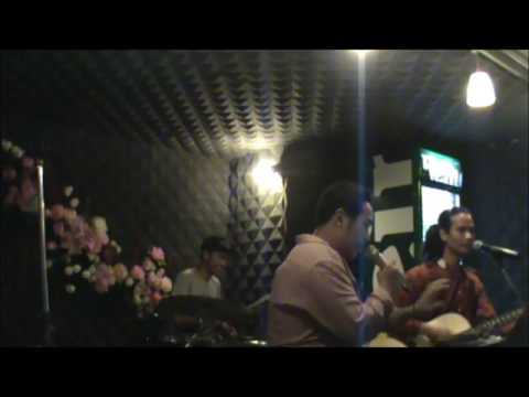 อ้าว - อะตอม Cover By Hippiecoke Live @สวน สระ ลาน Pub & Restaurant คืนวันวาเลนไทน์ 2560