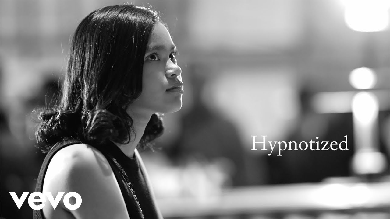 Ada Chan - Hypnotized