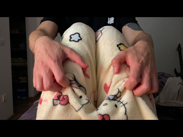 ASMR Fabric Scratching 🎀 Cute Pajama Sounds Before Sleep (No Talking)