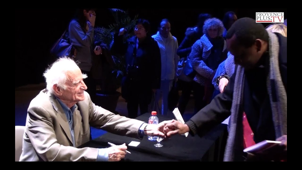 Michel SERRES présente son dernier livre : Petite Poucette