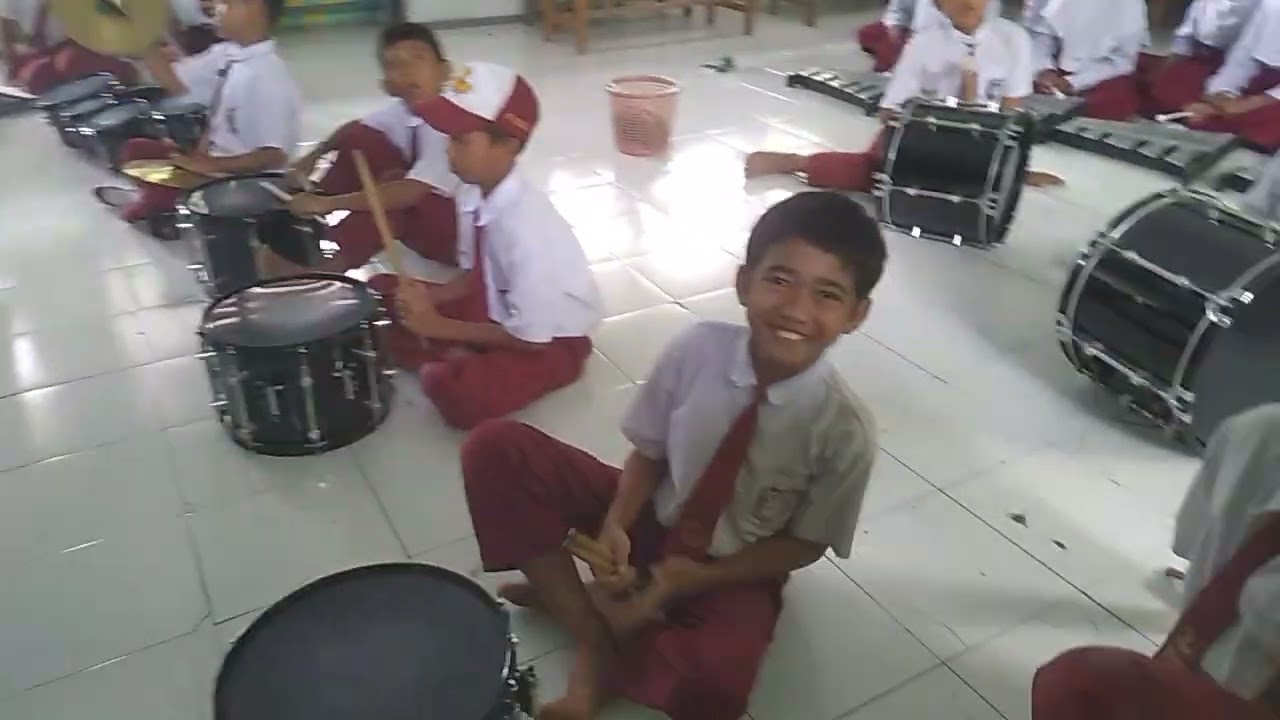 Drumband keren SDN jiyu1