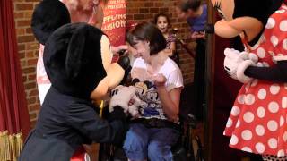 Mickey Mouse Meets Katharine at Disney Magic Kingdom