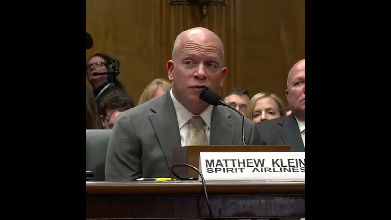 Senator Hawley DEMOLISHES Executives For Spirit And Frontier Airlines In Viral Clip