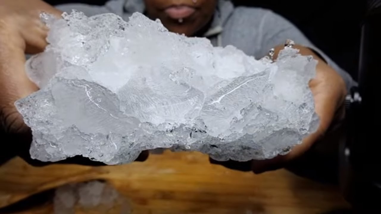 DELUXE THIS & THAT & THAT & THIS ICE CRUSHED SHAVED POWDERY SLUSHY & HARD #iceeating #asmr #mukbang