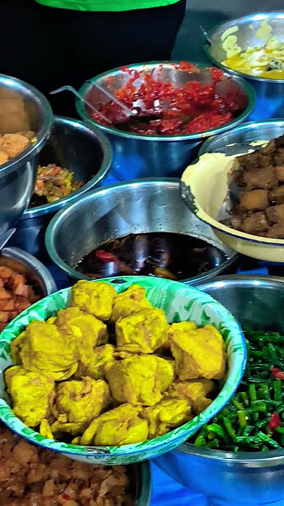 Recommended 'Nasi jamblang' in Cirebon, cek coment yaa #indonesia #indonesianfood #kulinercirebon