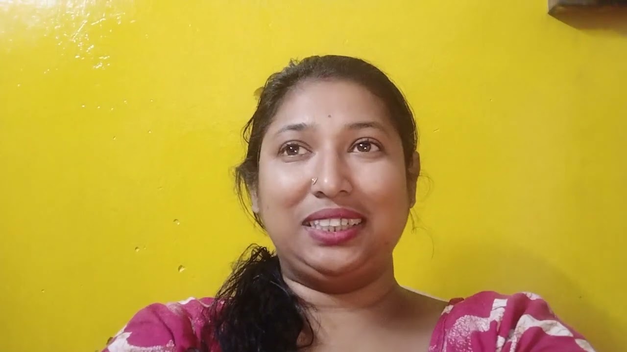 উফ আর পারা যায় না ছোড়দিকে নিয়ে আবার সেই ন্যাকামো। মুদিখানা সদাই দেখিয়ে এত আদিখ্যেতা কে করে ভাই।