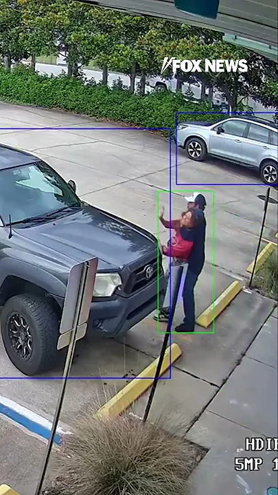 WATCH: Attempted kidnapping caught on Florida surveillance camera #kidnapping #shorts #florida