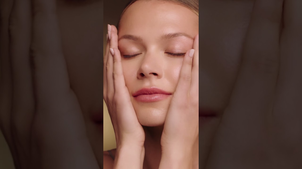 Introducing our NEW Re-Nutriv Treatment Lotion | #EsteeLauder