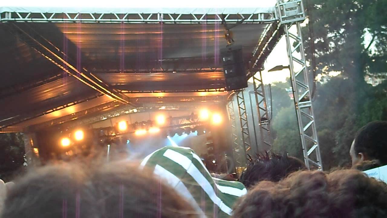 Show do FLOW - Ressaca Friends 2013