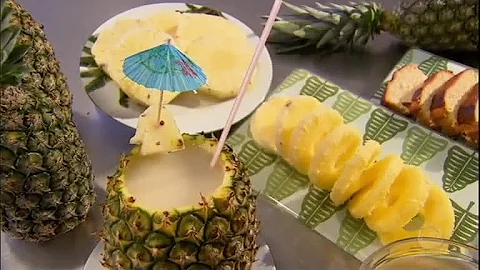 Pode tomar leite e comer abacaxi faz mal?
