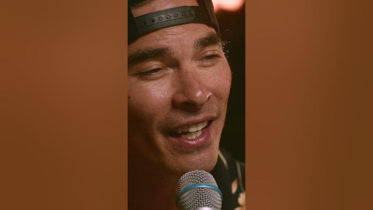 In the Middle of the Ocean KBong & Johnny Cosmic #kbong #johnnycosmic #sugarshacksessions In the Middle of the Ocean KBong & Johnny Cosmic #kbong #johnnycosmic #sugarshacksessions