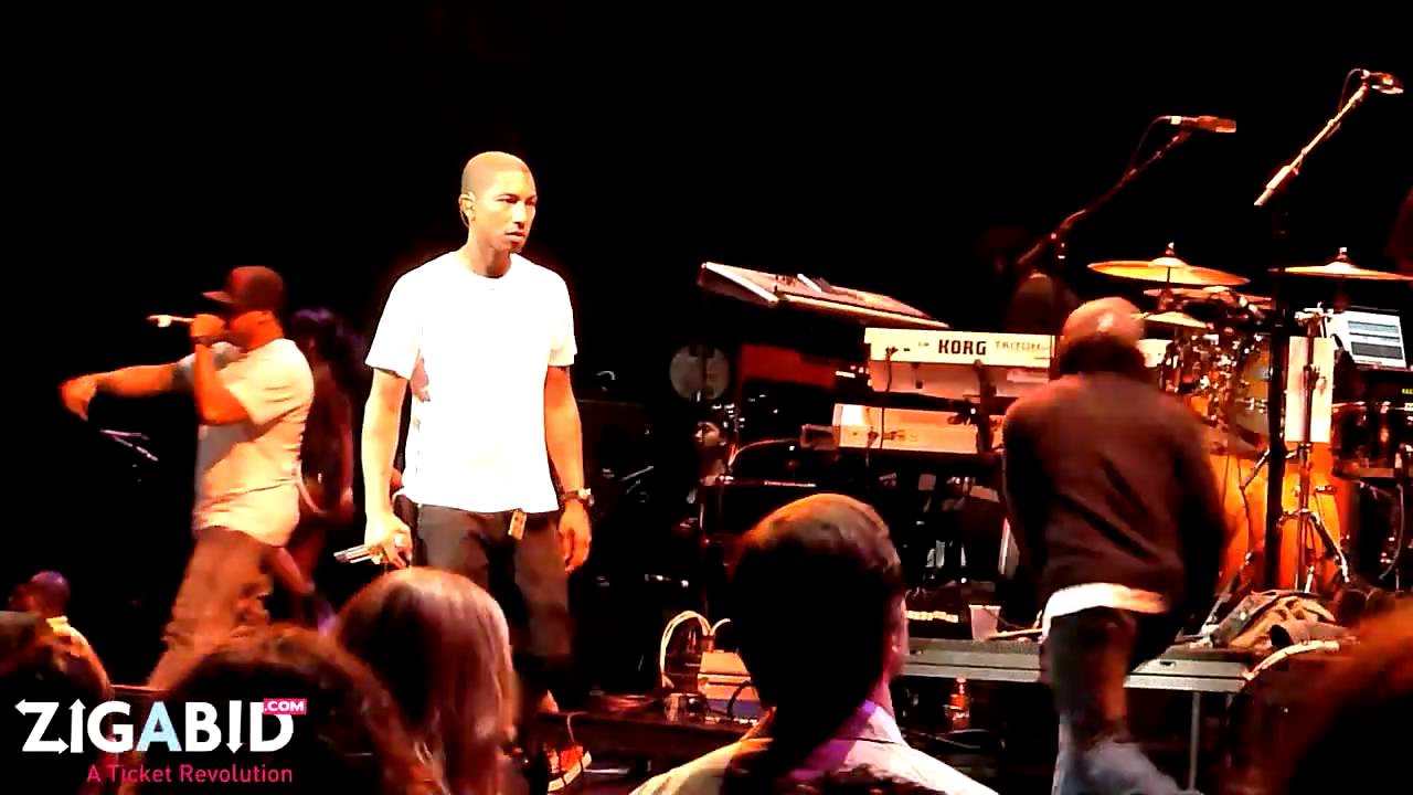 N.E.R.D.  - EXCLUSIVE LIVE CLIP (Lapdance)