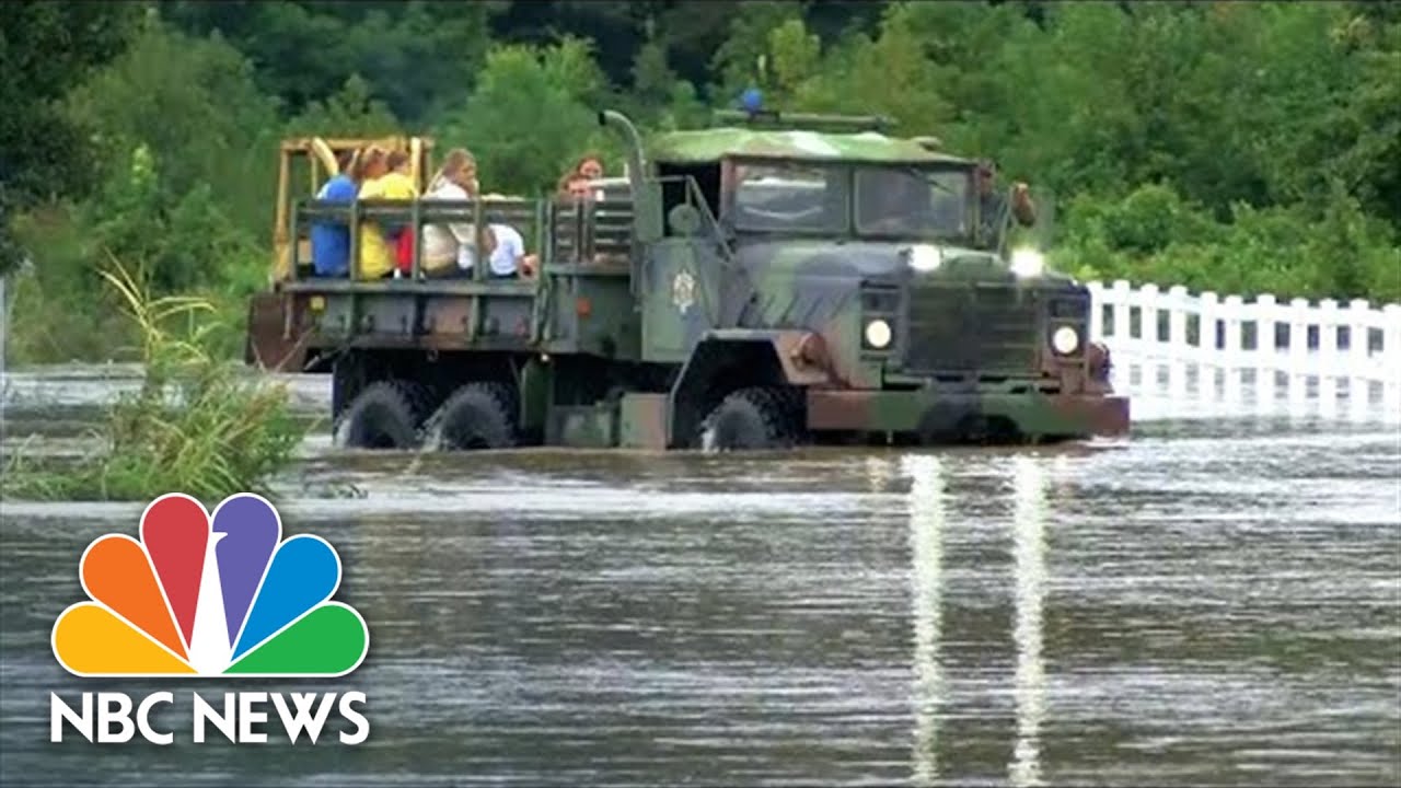 Rescue Team Evacuates Children From Mississippi Daycare After Heavy Flooding