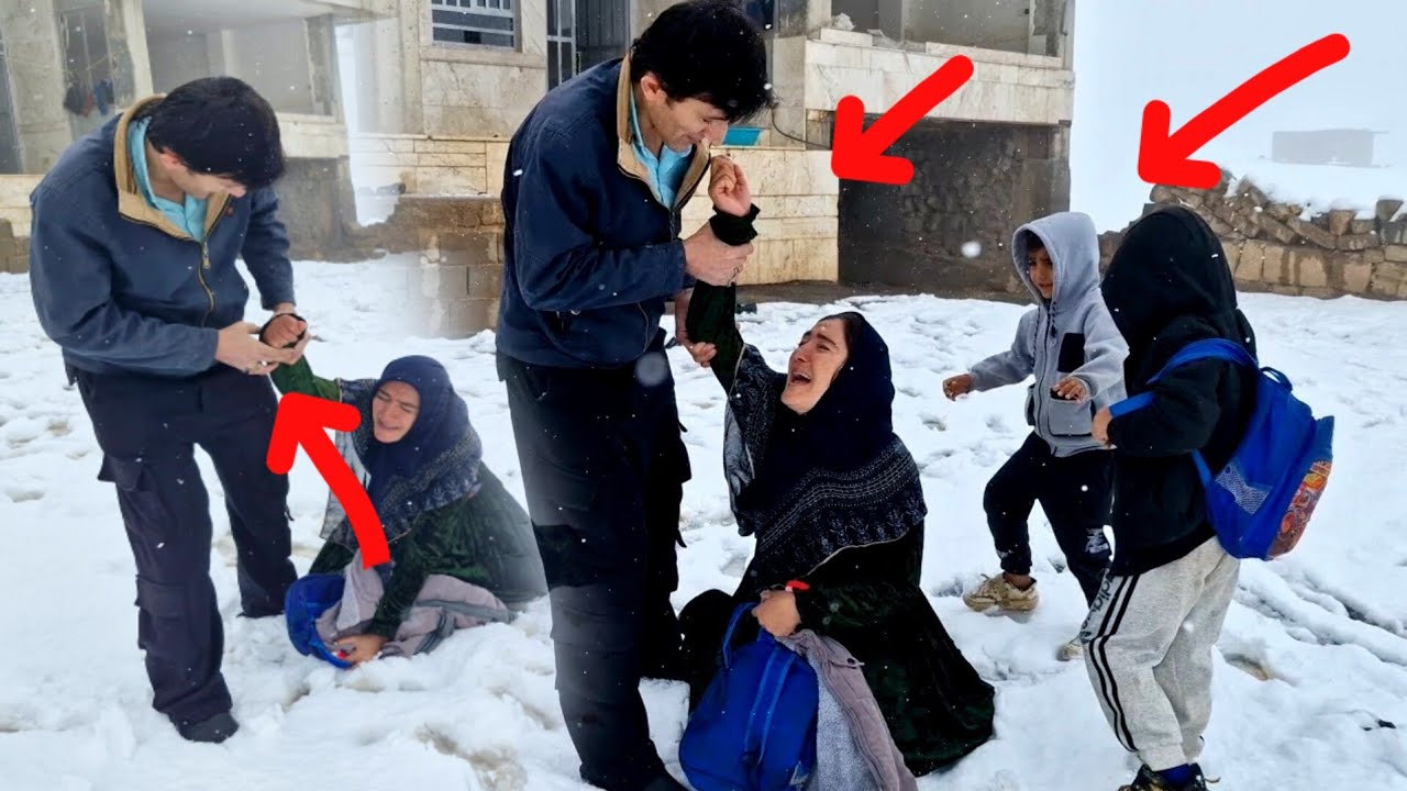 Forced marriage or displacement? The landlord's strange condition for Narges to stay