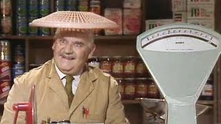 Open All Hours  s03e05  The Man From Down Under