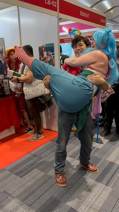 June Lovejoy and Viking Vinni Princess Carry Cosplay Matsuri 2023