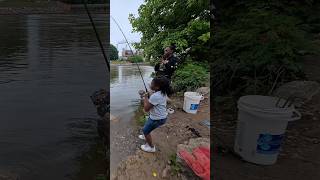I can teach Finesse….My daughter wanted my rod #fishing