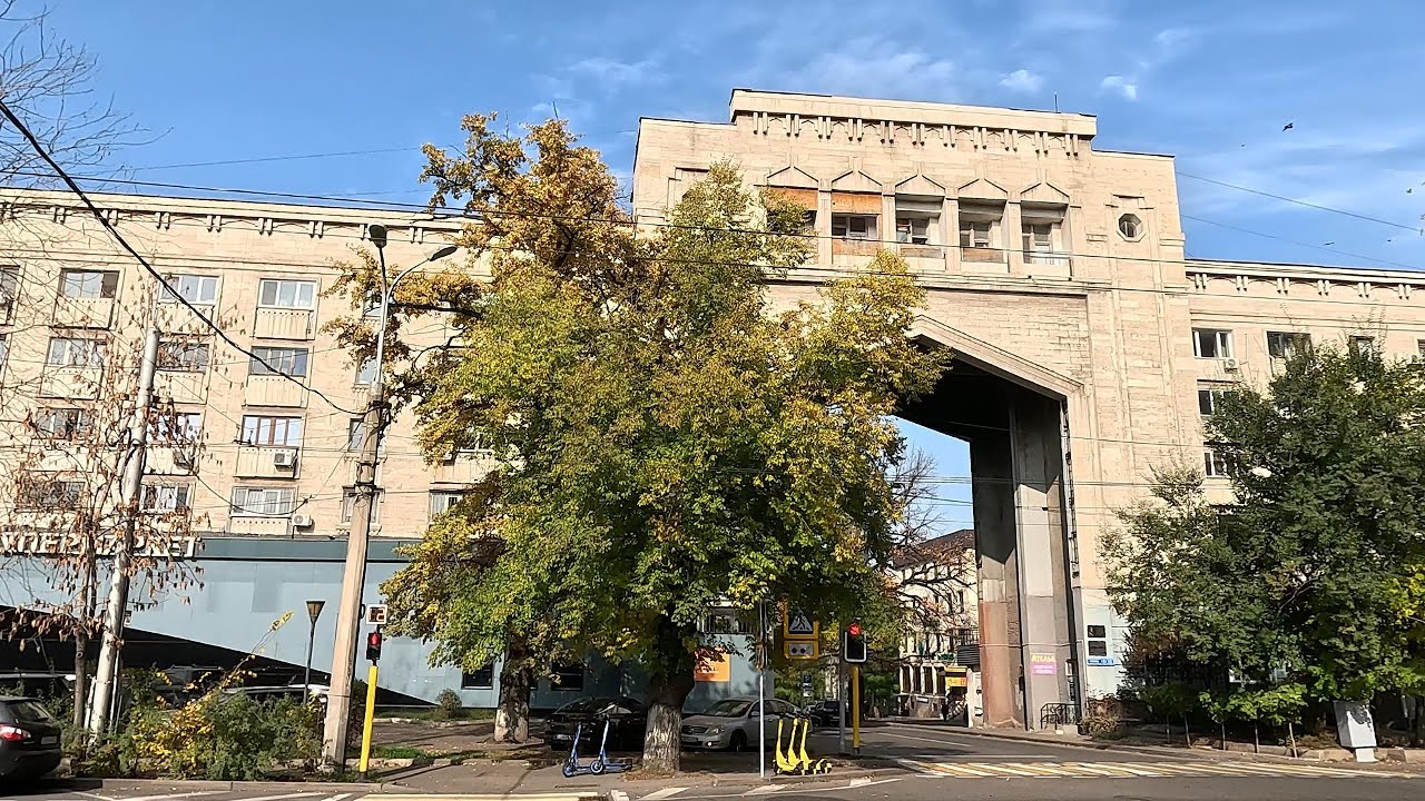 Алма-Ата. Осень. Парк Горького