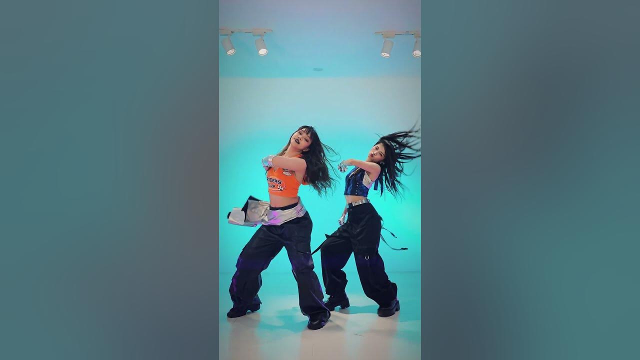 Money Pull Up dance trend w? @KAIAOfficialPH : CHARLOTTE ❤️ | dc: Jhorel Zapata