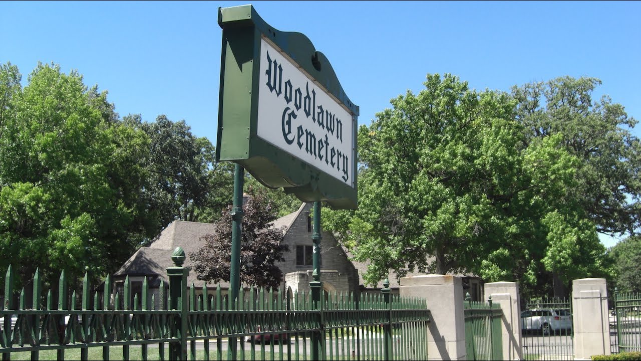 Woodlawn Cemetery Mayor James J. Couzens, Enoch Wiggins, Alex Groesbeck and Wendell Anderson Part 1